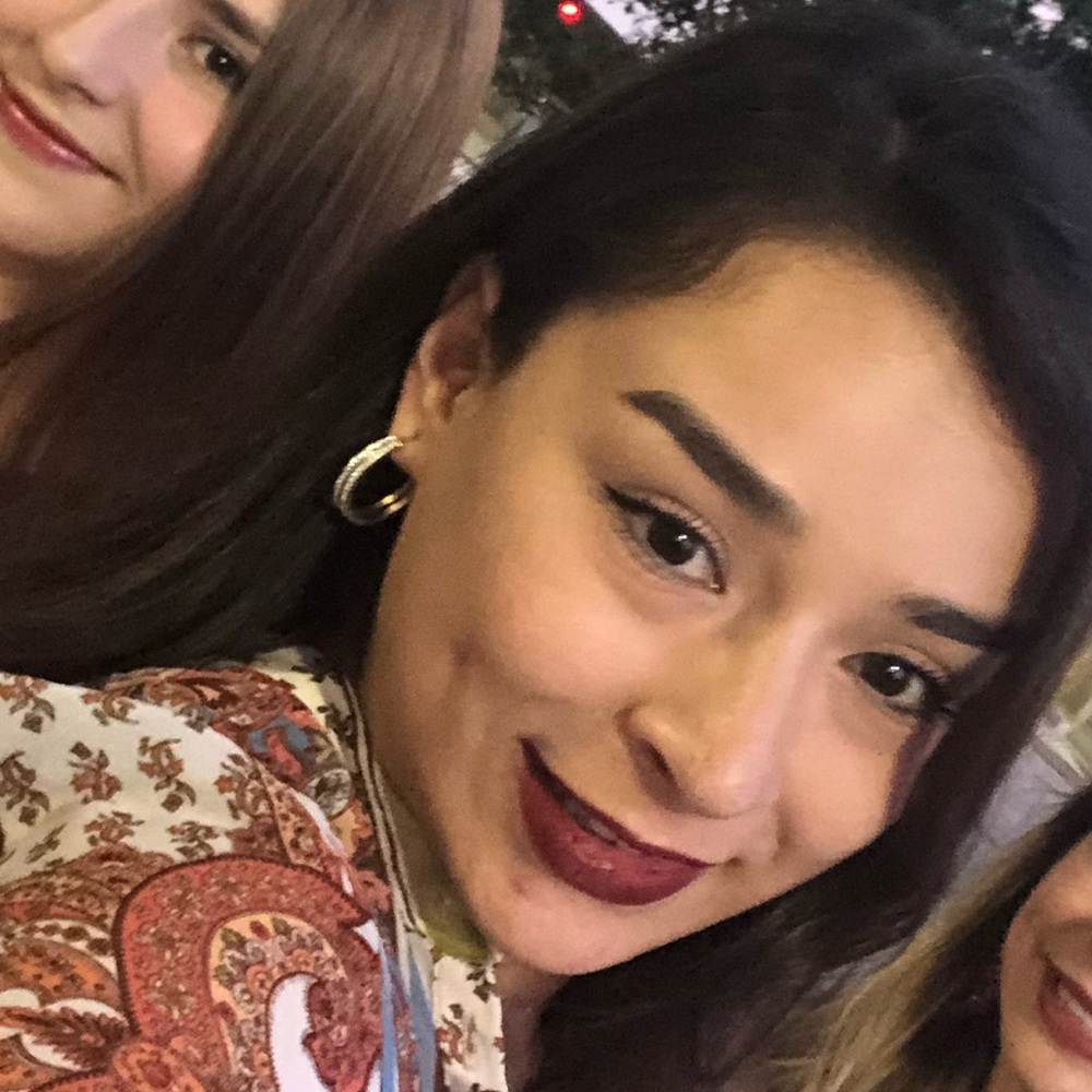 Meet your Posher, Berna